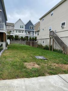 17 Locust Street