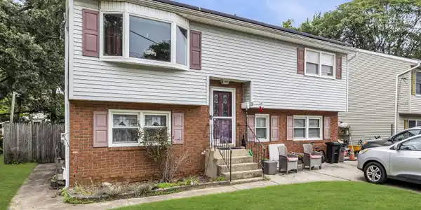 3 Carlo Drive