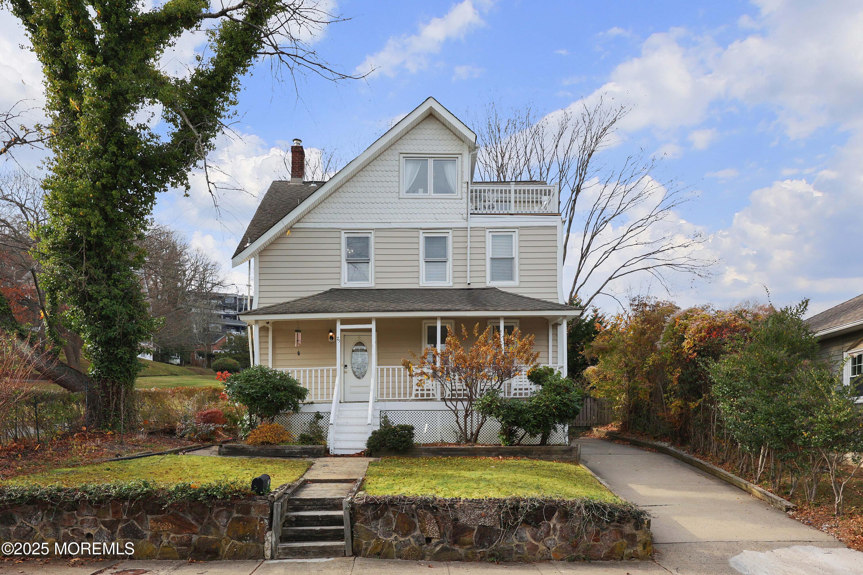 Image 2: 758A5153_4_5_6_7