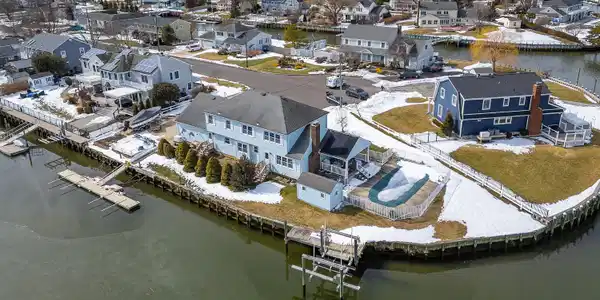 9 Gail Drive