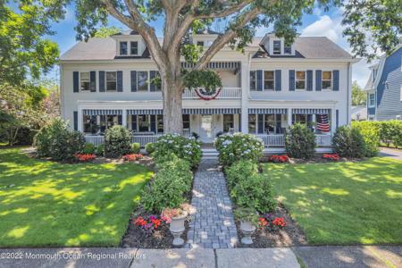 209 Vroom Avenue