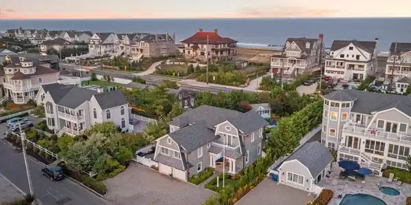 1123 Barnegat Lane