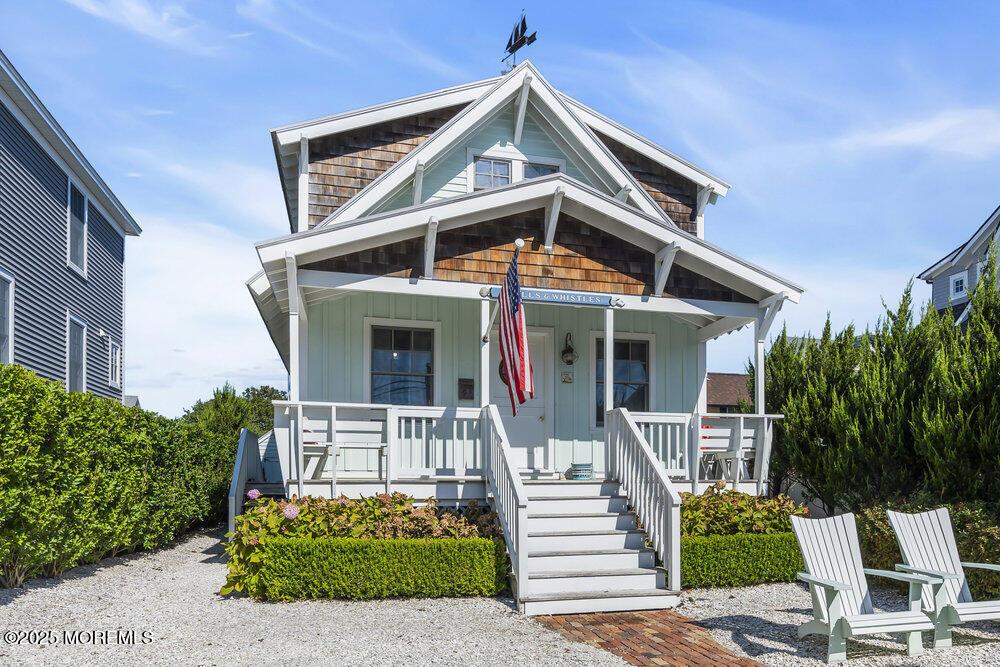 Image 2: 43 Pearce Ct front 2