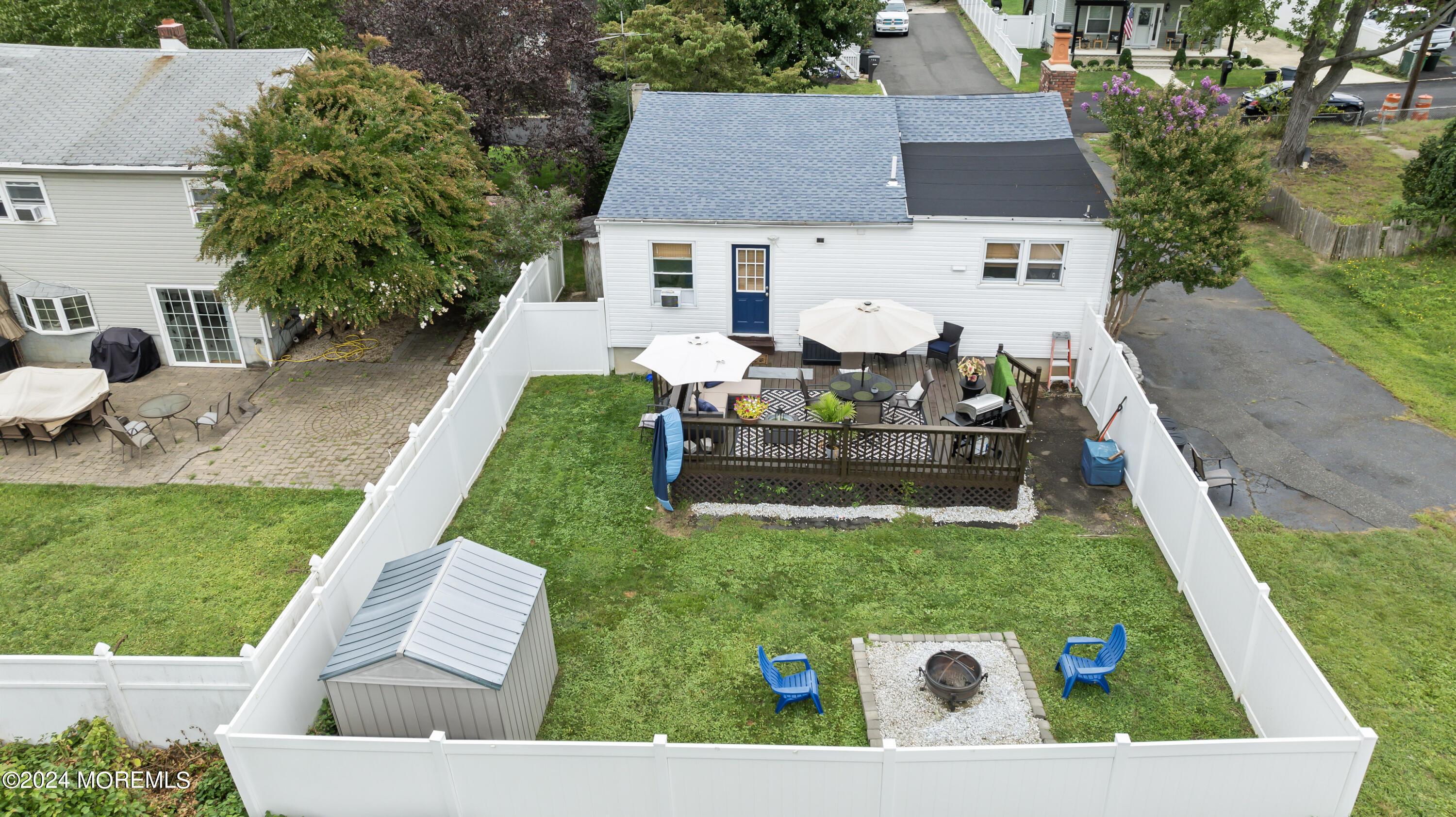 Image 2: photos_high_resolution_DJI_0827