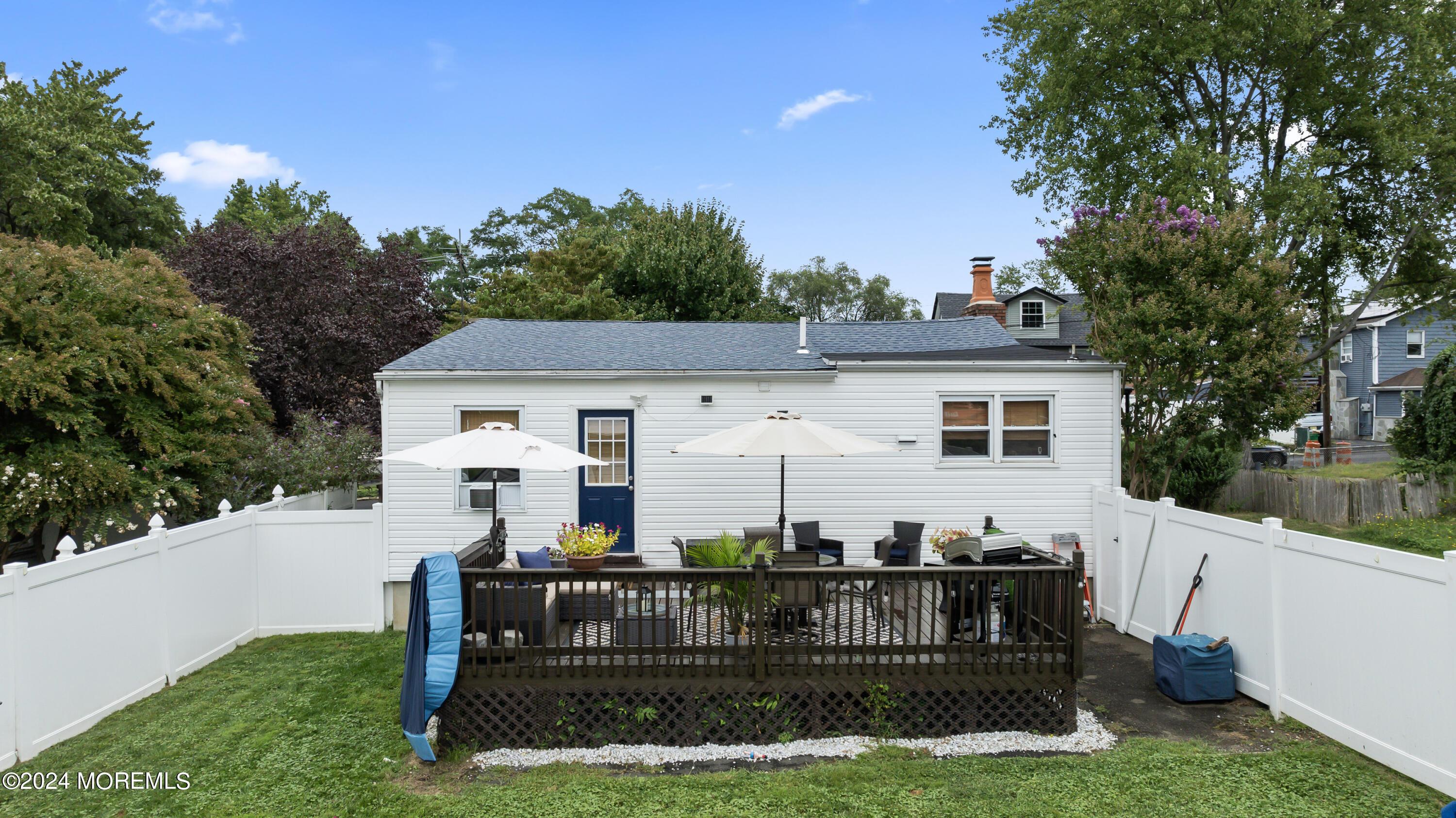 Image 4: photos_high_resolution_DJI_0822