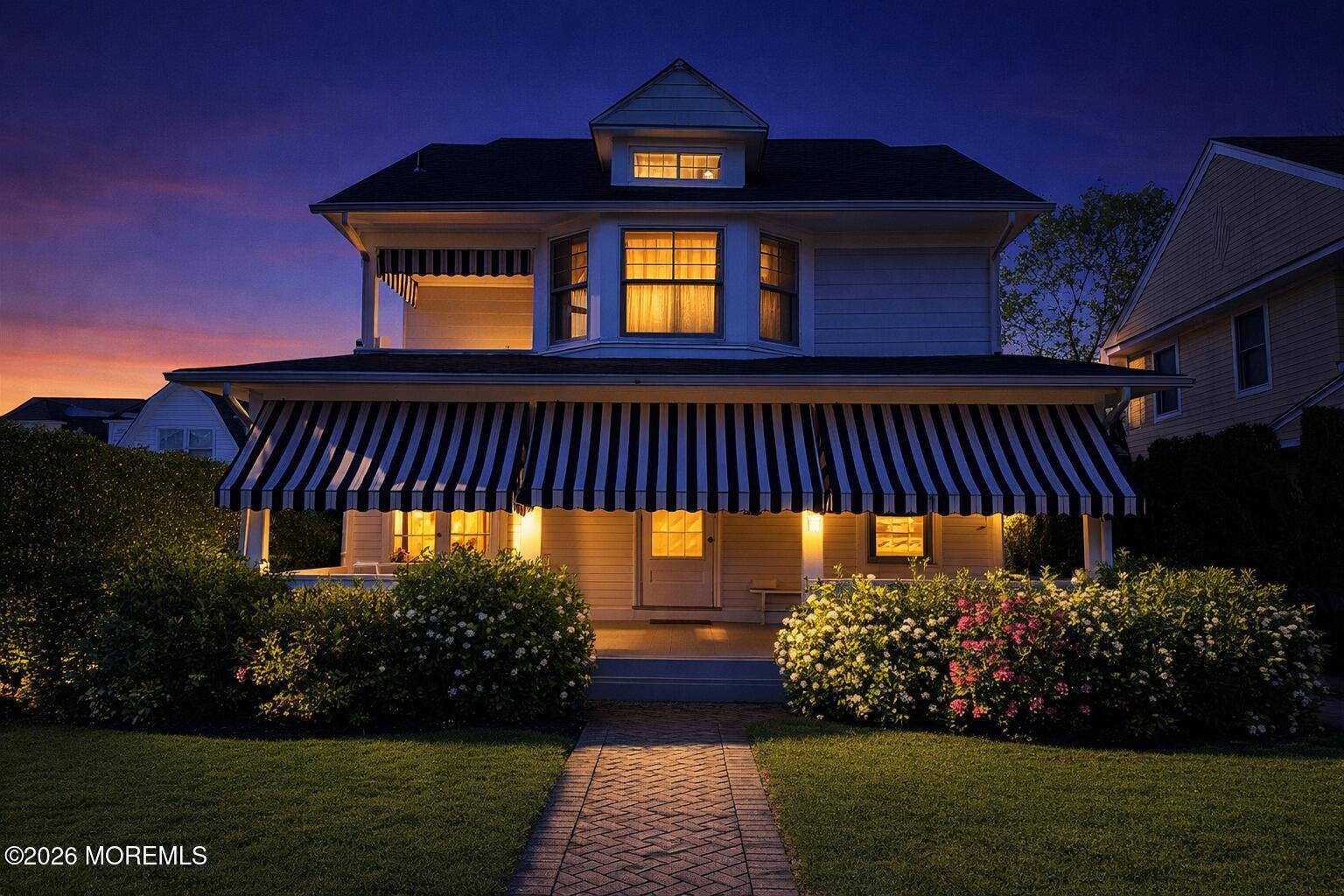 Image 4: Twilight in Allenhurst