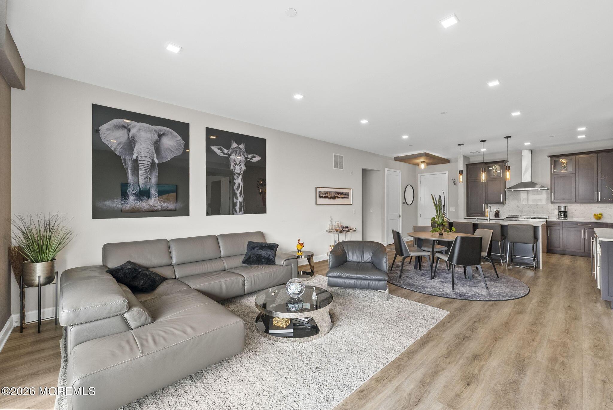 Image 3: 29-web-or-mls-DSC05611