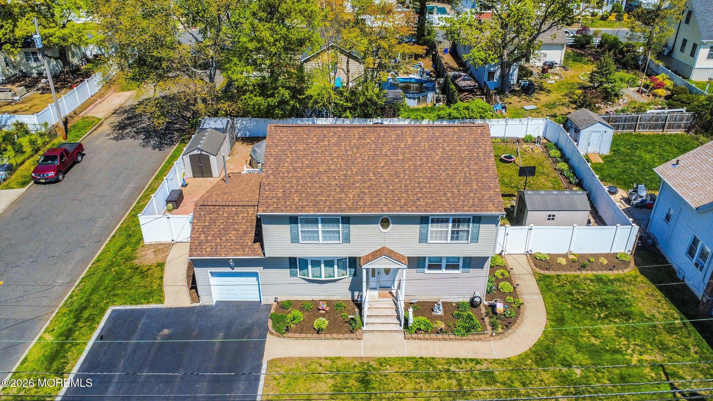 Image 2: 02-209 Park Ave, Union Beach Aerial01