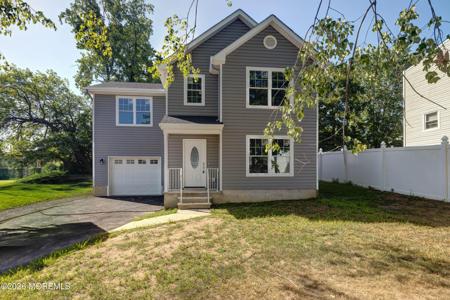 195 Greenwood Drive