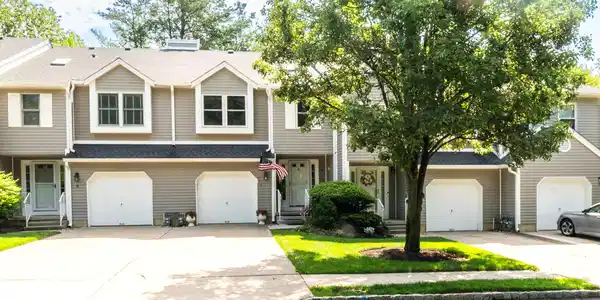 Image 2: Front-2
