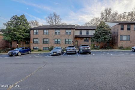 200 Portland Road Unit D-13