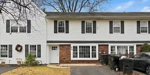 74 Fieldcrest Way