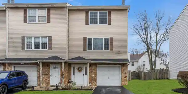 13 Dutch Lane
