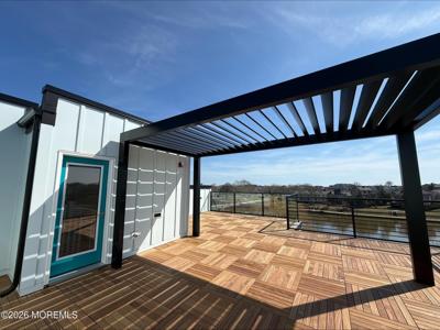 415B Lake Avenue Unit 411