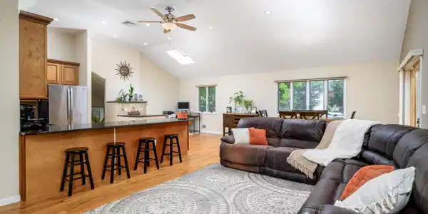 2 Willow Street