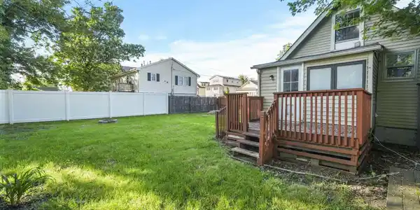 736 3rd Street