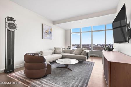 30 Melrose Terrace Unit 503