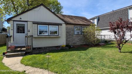 806 Lorillard Avenue