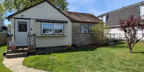 806 Lorillard Avenue