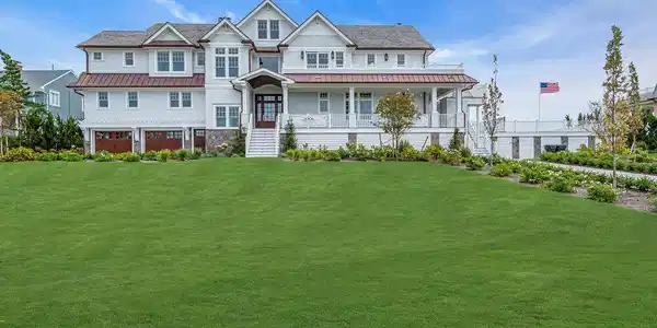 Image 2: Front of House Straight