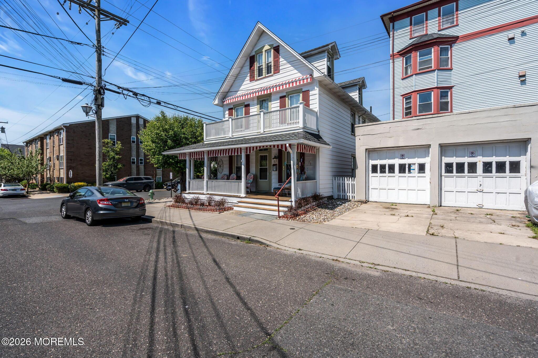 Image 4: 4-web-or-mls-DSC09909