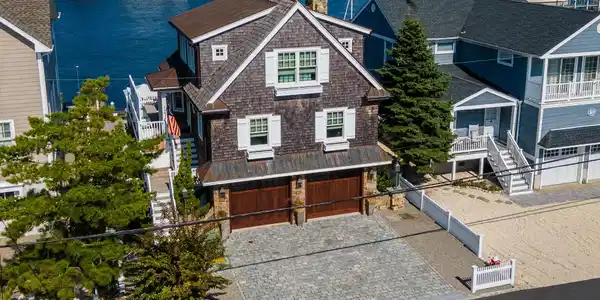 264 Harbor Court