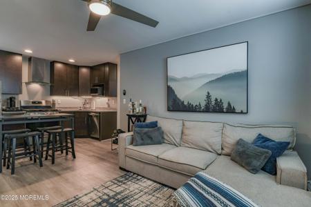 400 4th Avenue Unit 107