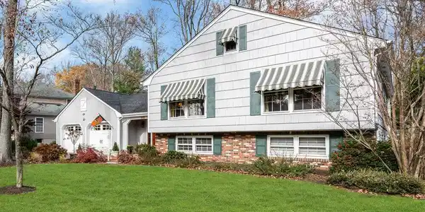 40 Brookside Lane