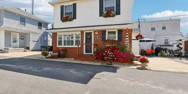 19 Coronado Road