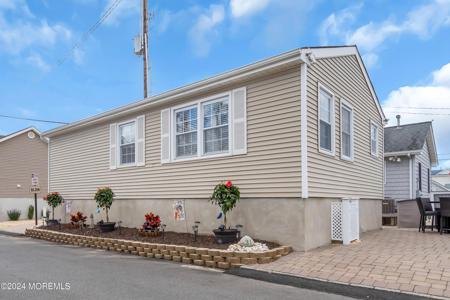 31 E Dune Way