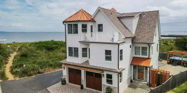 203 Johnson Place