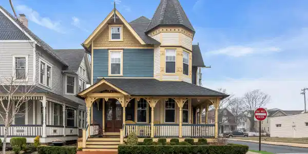 112 Main Avenue