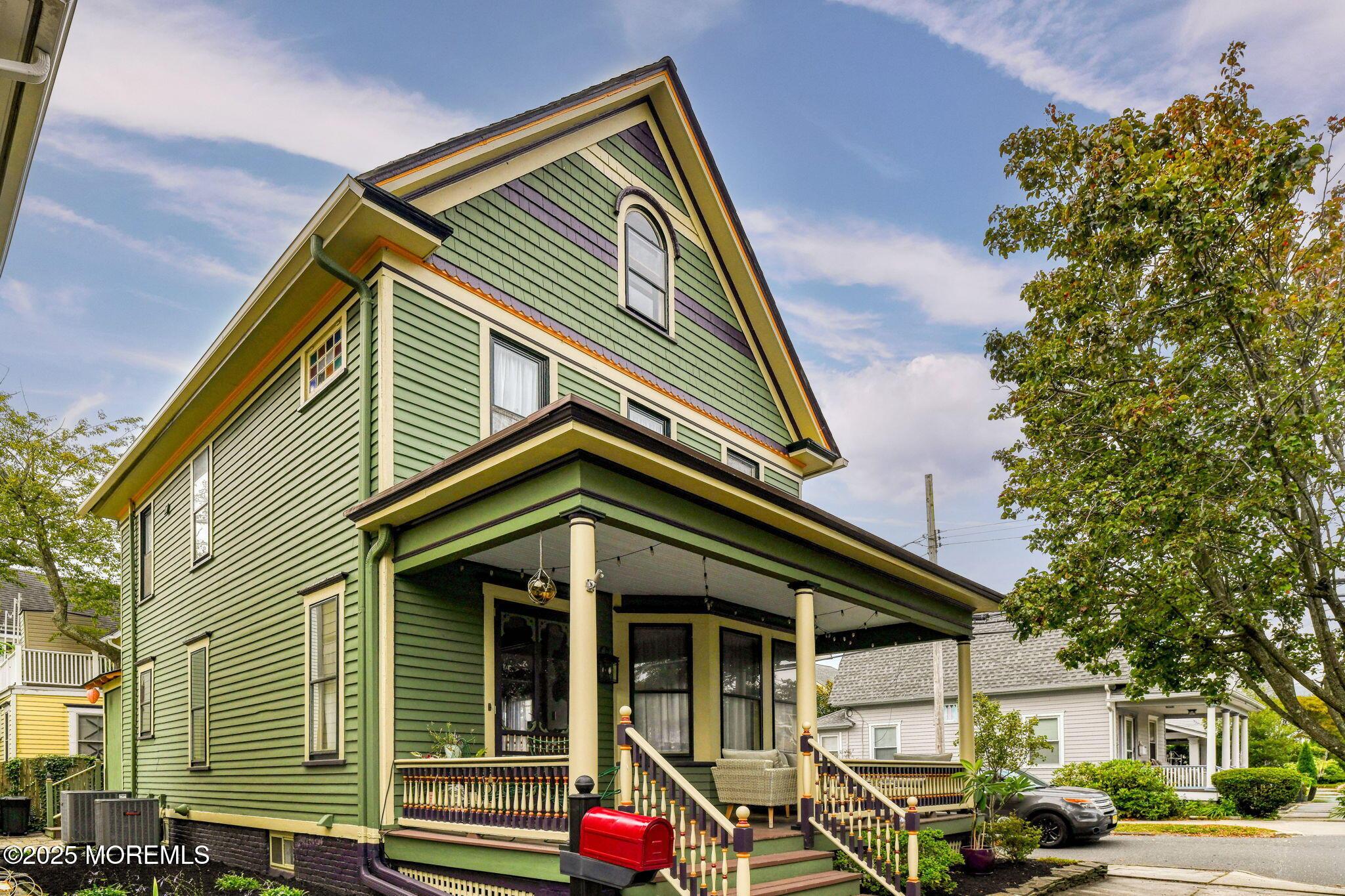 Image 2: 17-web-or-mls-DSC_9549_4