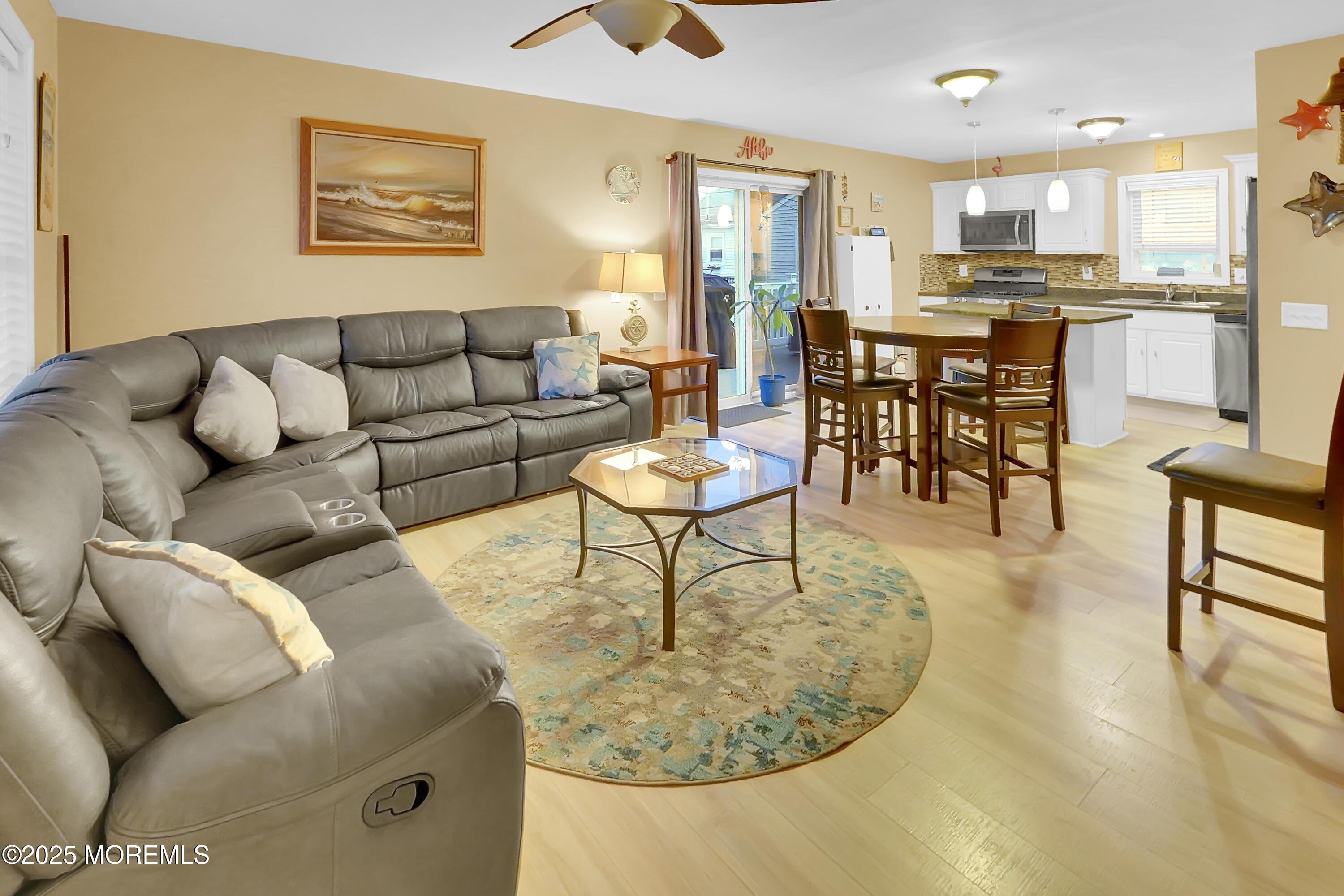 Image 1: Spacious Floorplan