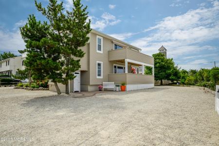 24 W Joan Road Unit B