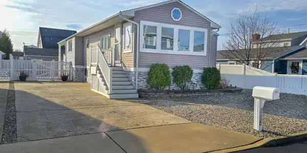 116 Newark Avenue