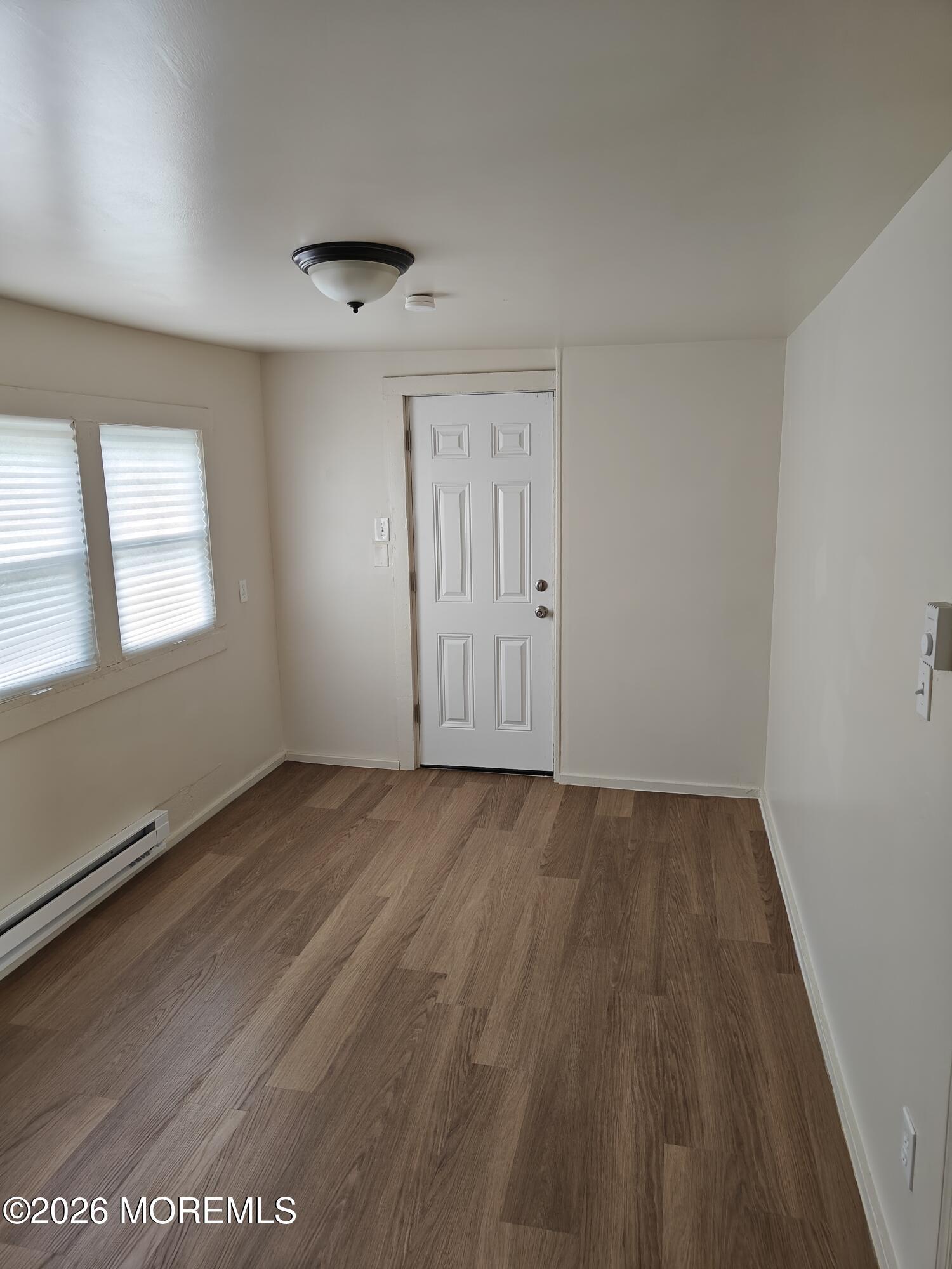 Image 3: ROLAND BEDROOM