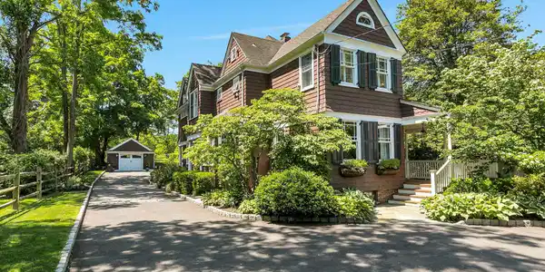 534 Locust Point Road