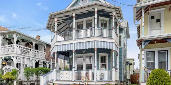 49 Franklin Avenue