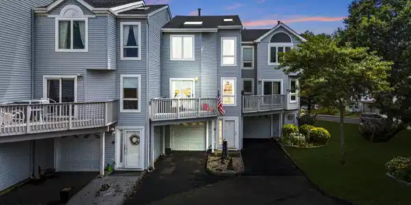 17 Vista Shores Drive