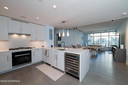 30 Melrose Terrace Unit 208