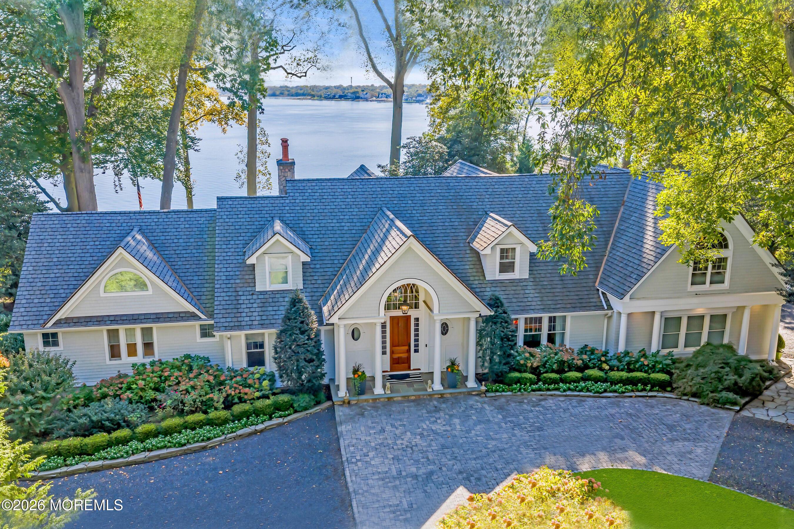 Image 2: Gorgeous Custom Colonial