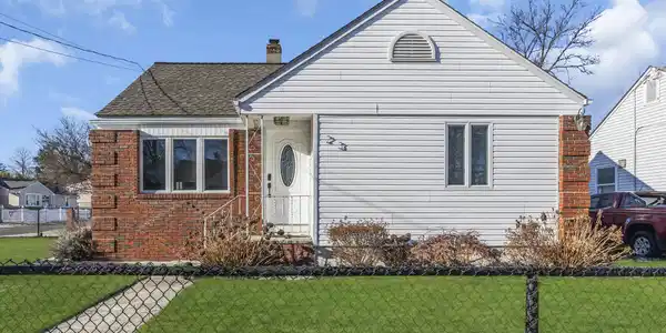 23 Snyder Avenue