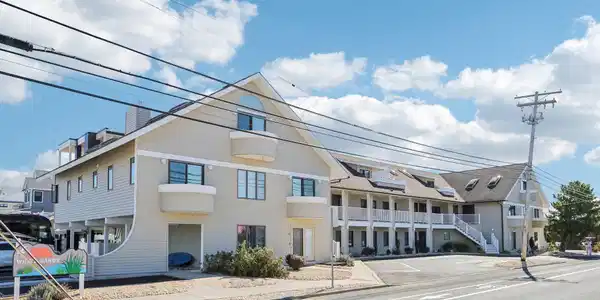 2201 SE Central Avenue Unit 201