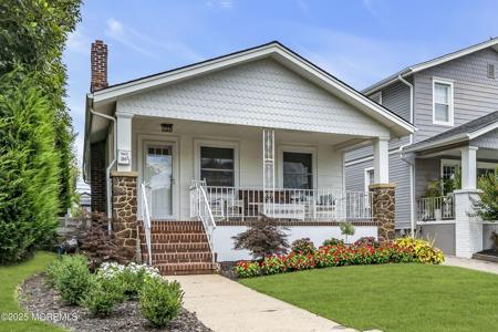 304 1/2 Evergreen Avenue