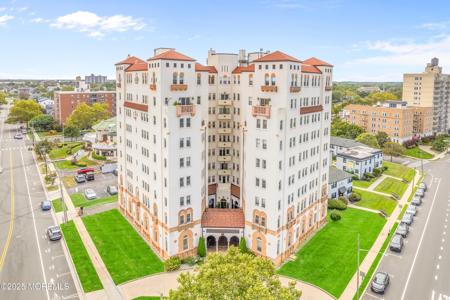 400 Deal Lake Drive Unit 7J