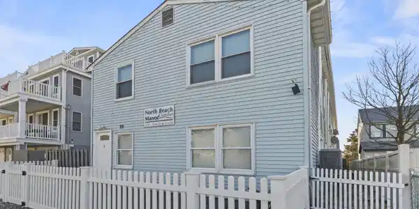 39 Sampson Avenue Unit 1