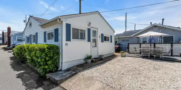 Image 3: 7-web-or-mls-DSC07618