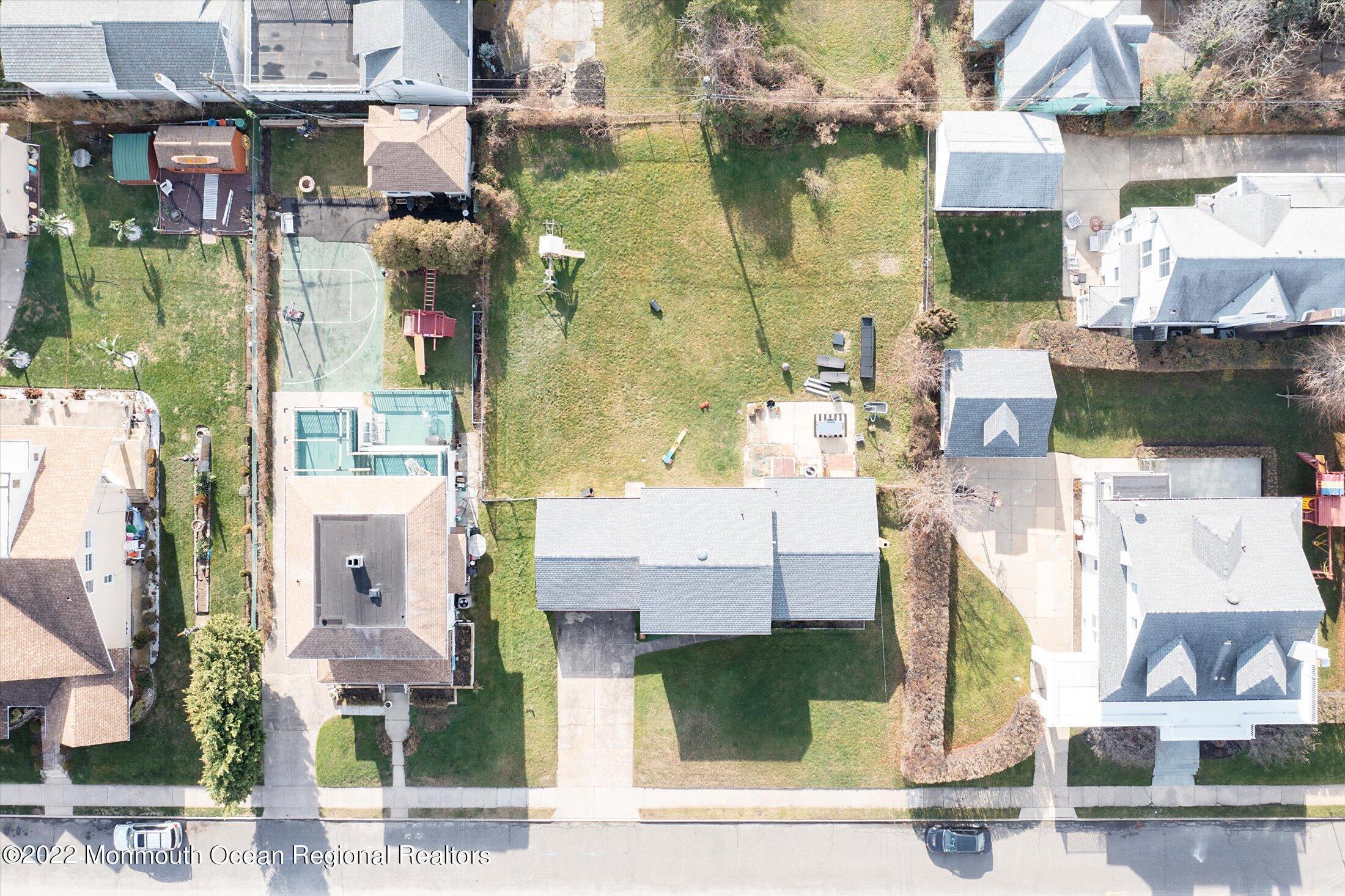 Image 3: 03-Aerial