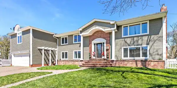 25 Allenhurst Avenue